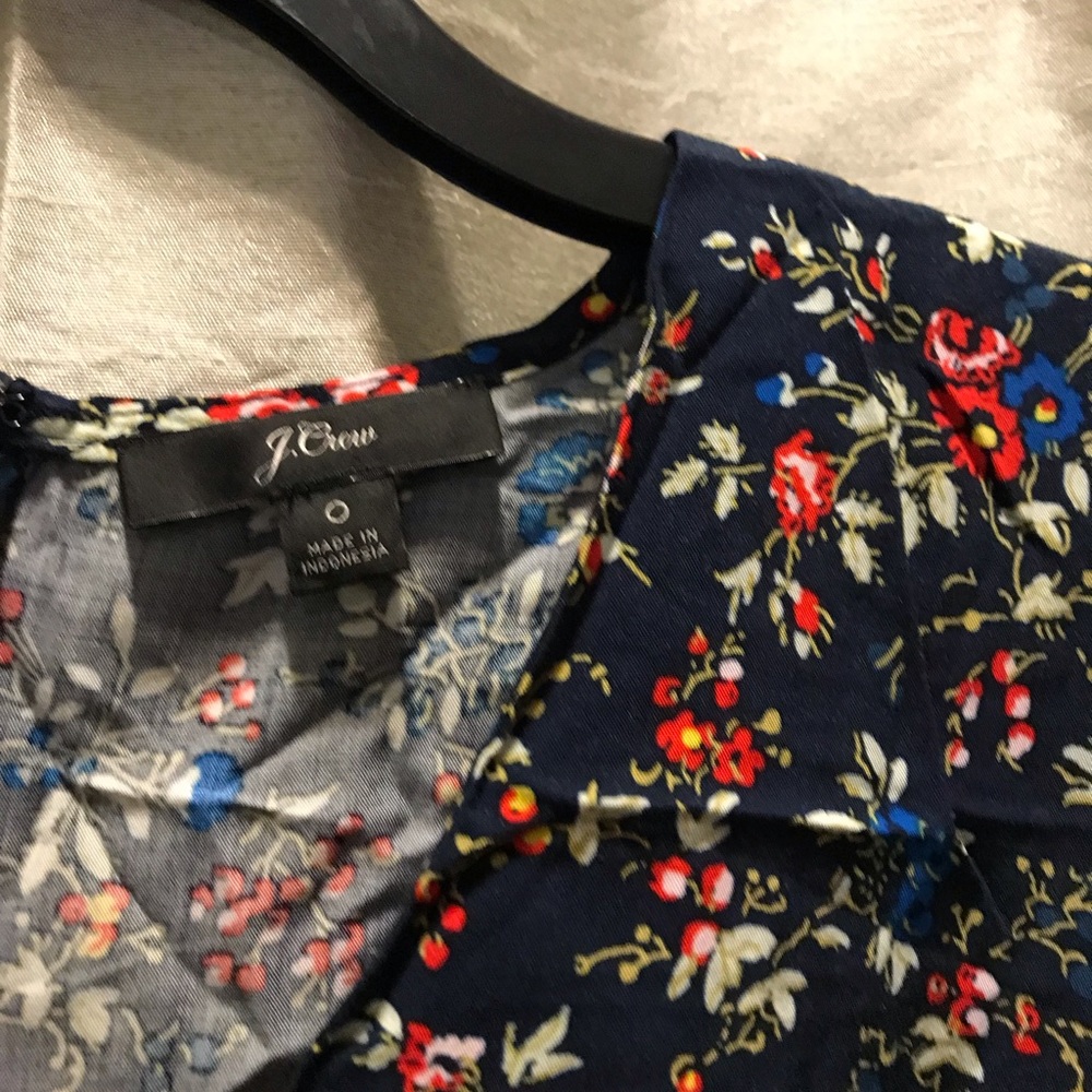 Dress - Picture 4 of 5